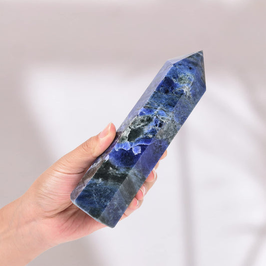 AMOYSTONE natural blue crystal pillar enhances feng shui and desk decor.