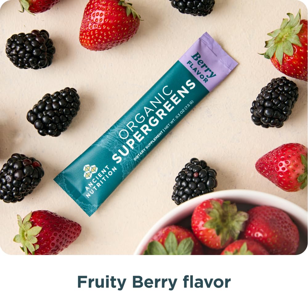 Ancient Nutrition SuperGreens smoothie serve showing vibrant color and refreshing taste.