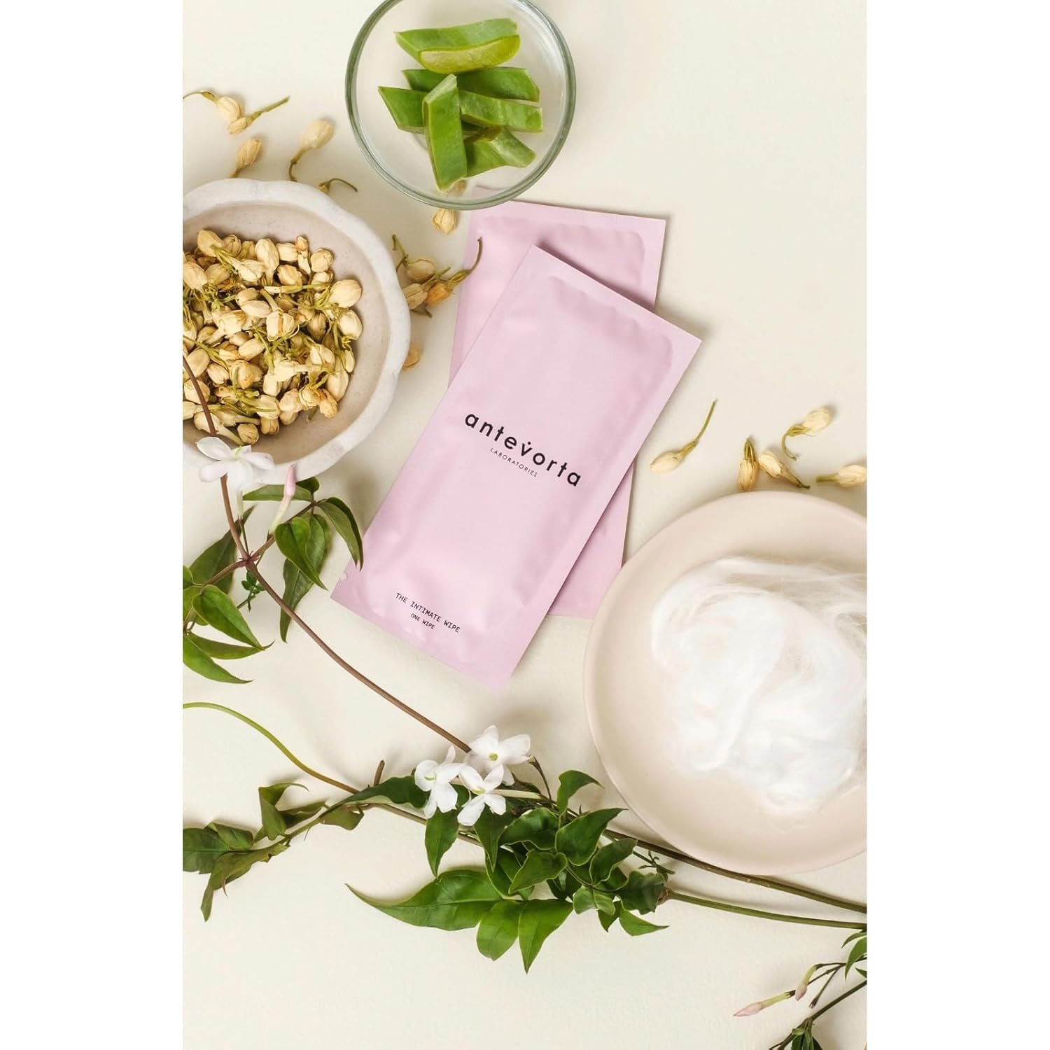 Antevorta Feminine Wipes bundle - on-the-go freshness after workouts or travel.