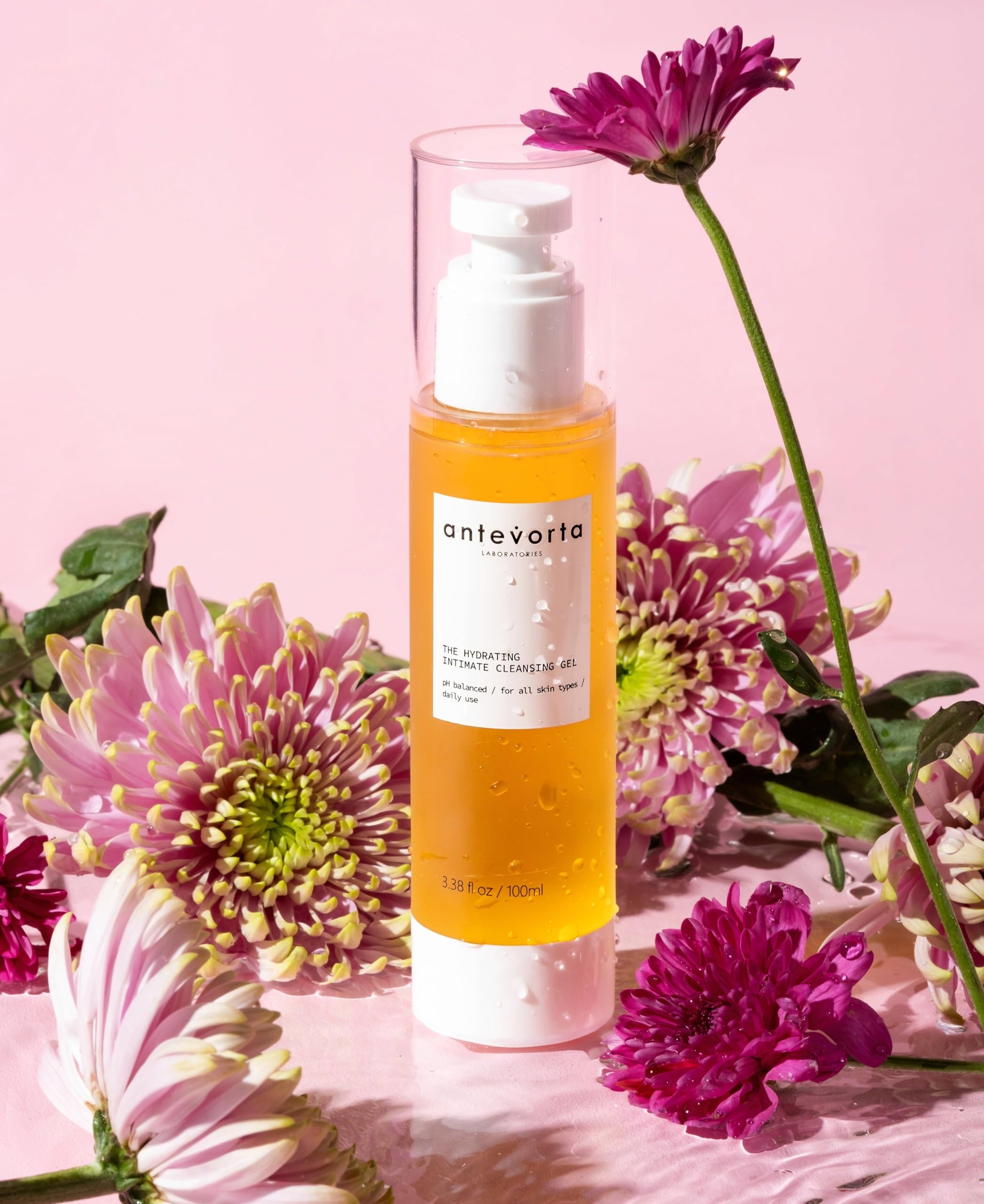 Menopause-friendly Antevorta wash emphasizing sensitive skin safety and comfort.