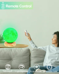 Aoife lamp USB port for charging devices while using the lamp