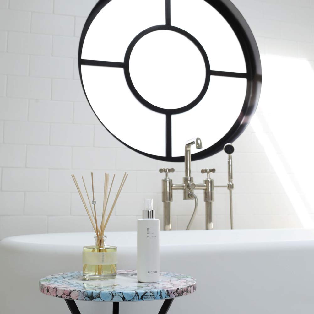 APOTHIA IF Mini diffuser close-up cap design exudes luxury