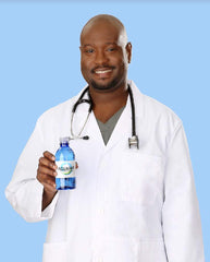 Aquapap blue UV-filter bottle cap protects CPAP water.