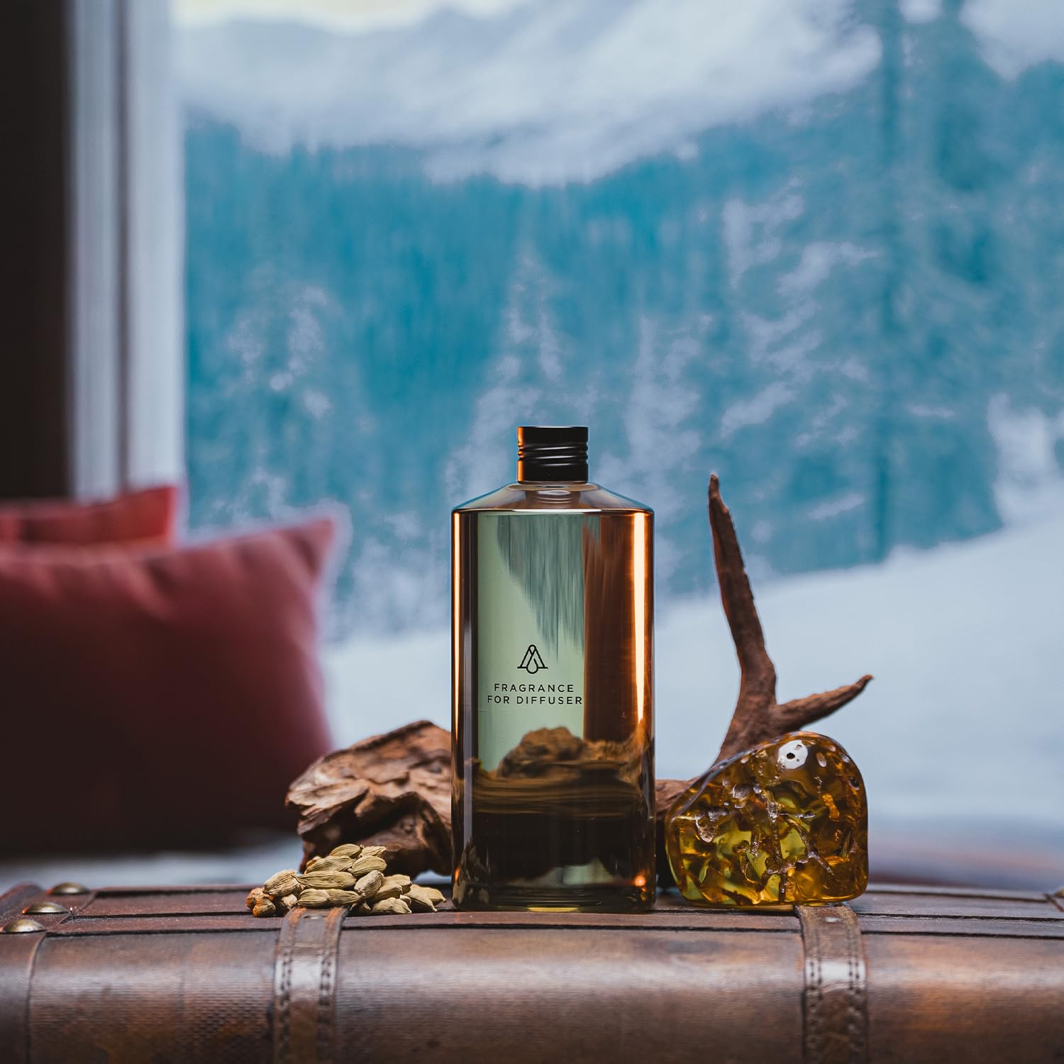 AROMAPLAN Spiced Amber long-lasting fragrance in a bigger bottle.