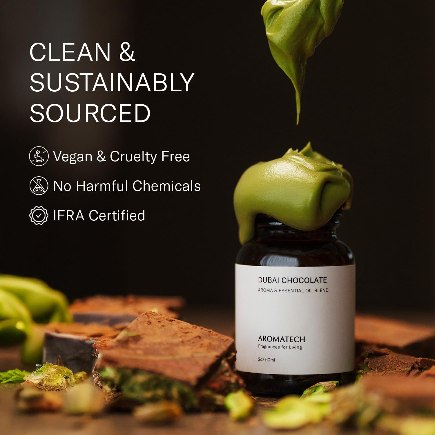 AromaTech Dubai Chocolate oil pour, smooth flow for effortless diffusion.