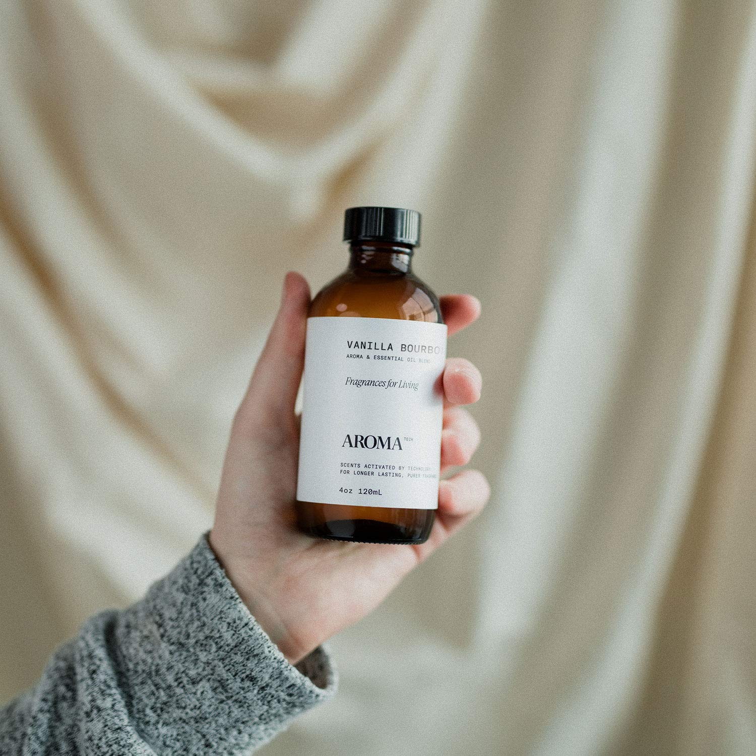 AromaTech Vanilla Bourbon bottle with oak aroma hints for diffusers.
