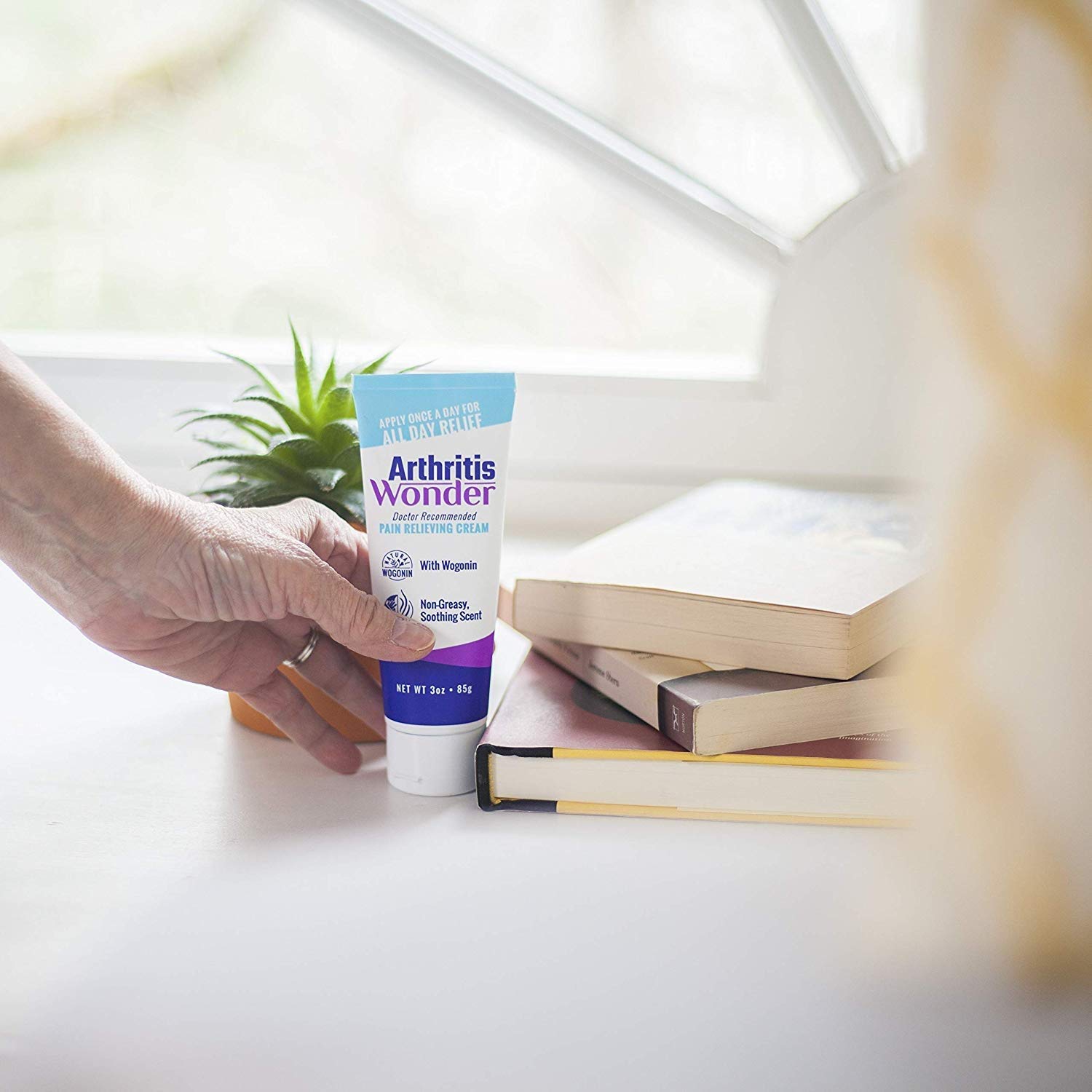 USA-made Arthritis Wonder packaging emphasizes a safe, FDA-compliant formula.