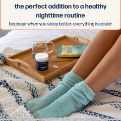 Avantera Unwind capsules being poured, suggesting a simple nightly routine.