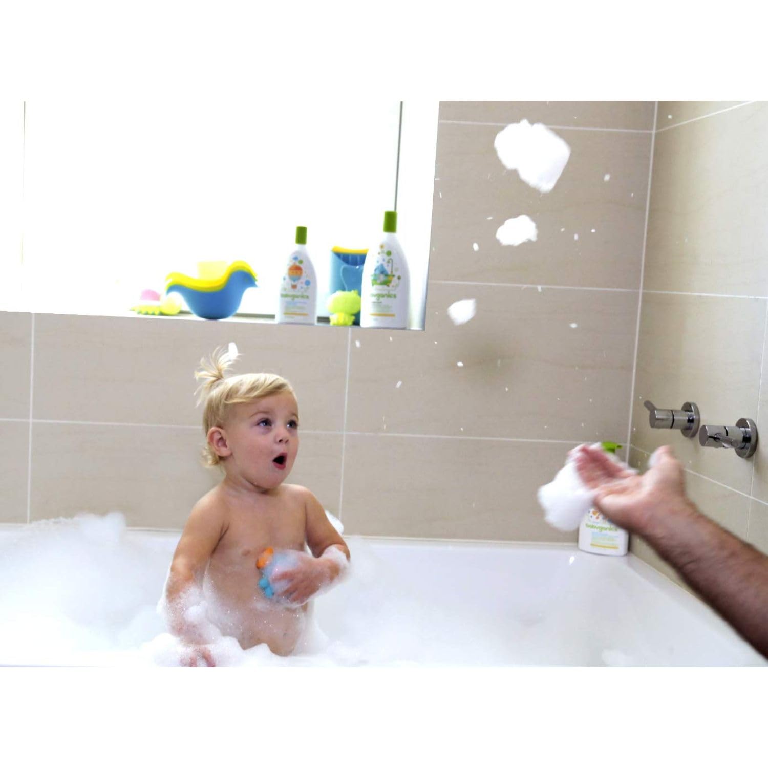 BabyGanics tear-free formula creates a calm bath experience.