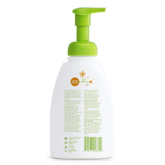 BabyGanics pump-top bottle shown for easy one-handed bath time cleansing.
