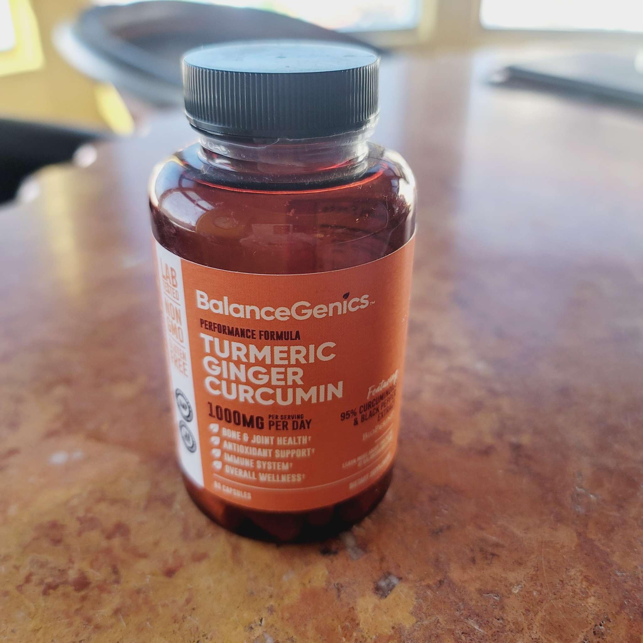 BalanceGenics veggie capsules image shows easy-to-swallow plant-based supplement.