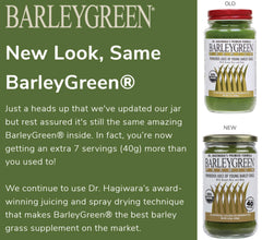 BARLEYGREEN powder scoop beside the jar for easy mixing