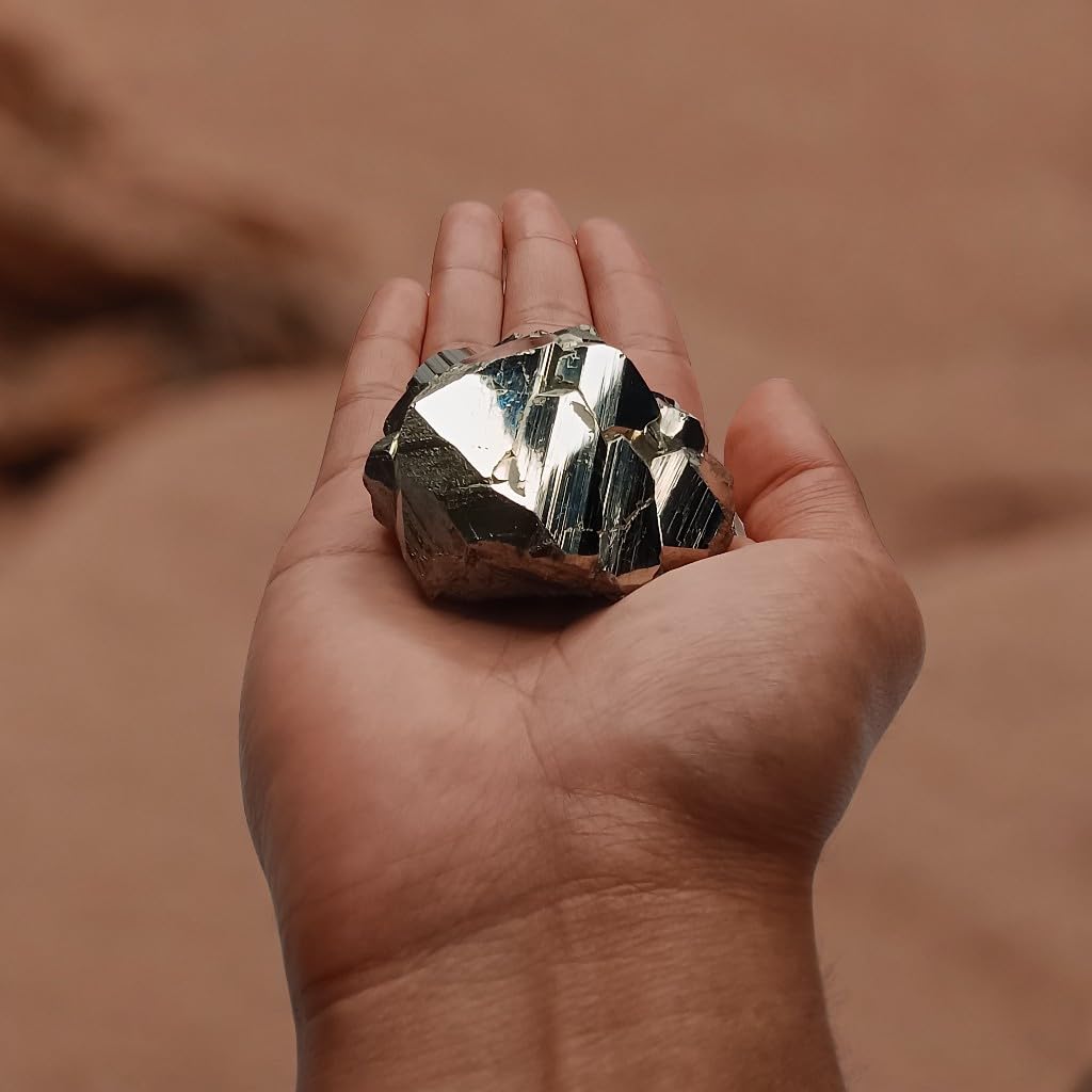 Bartra Product pyrite gift presented in Inca Mantle bag