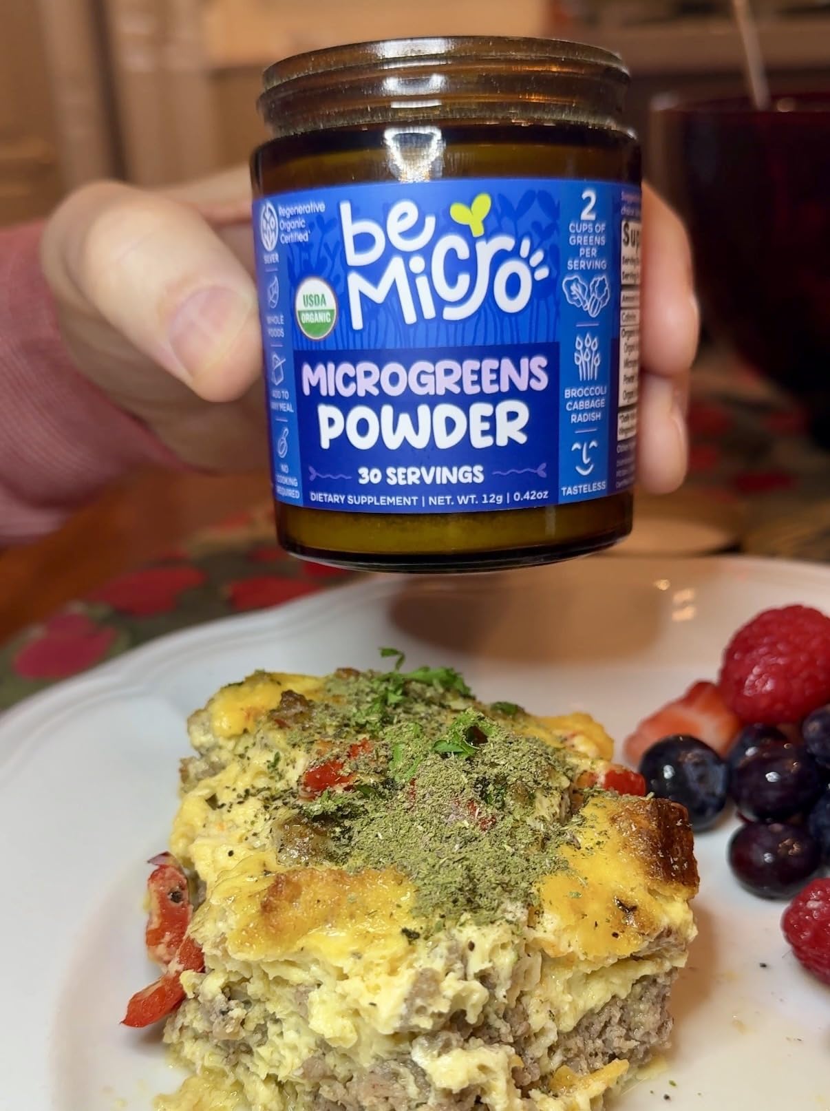BeMicro green powder close-up shows vivid texture and fresh greens.