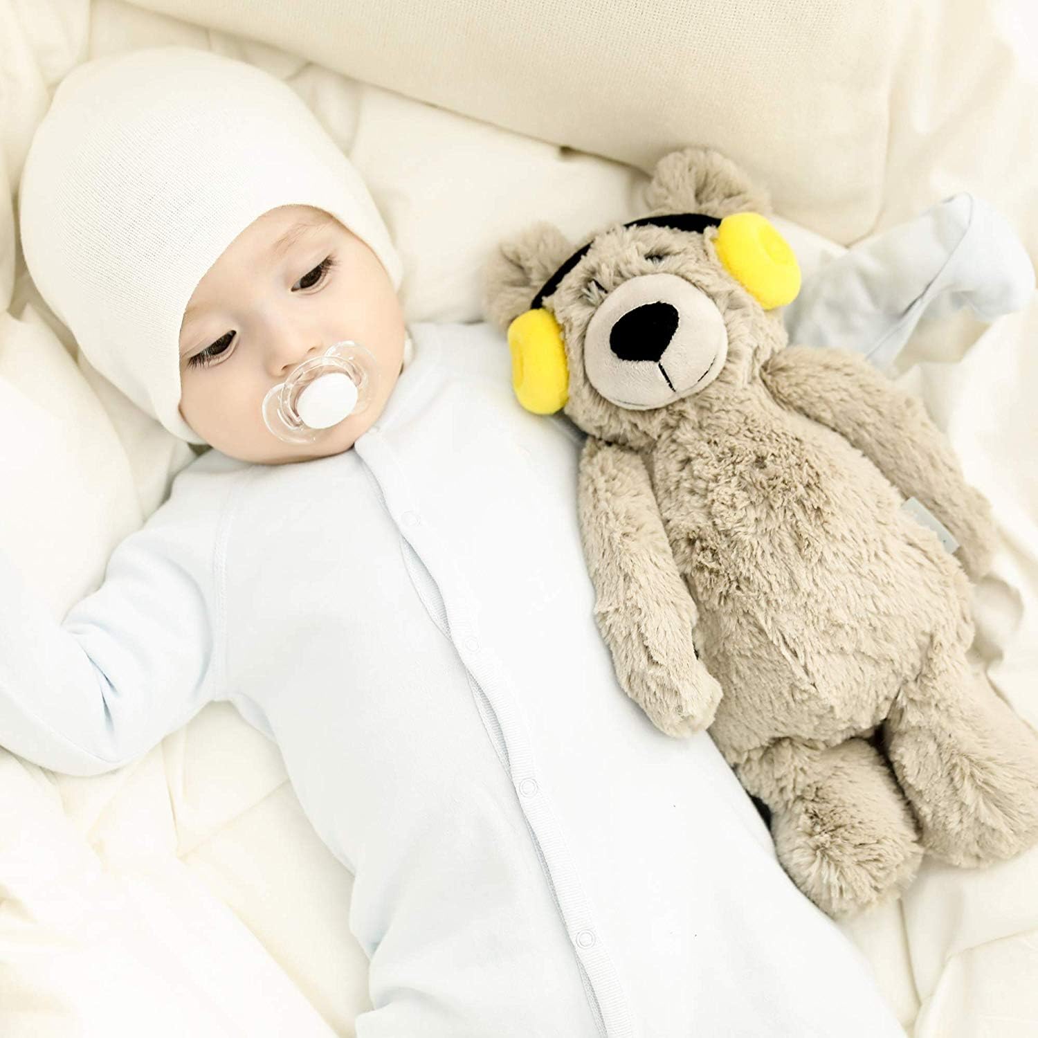 BEREST plush sound machine bear illustrates integrated cradle sounds for bedtime