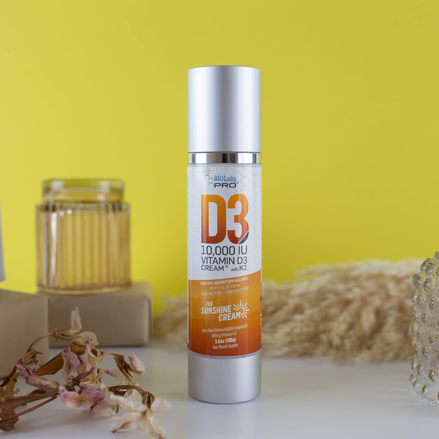 BIOLABS PRO Vitamin D3 10000IU cream pump close-up for topical usage