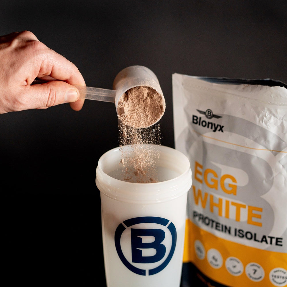 Natural ingredients emphasis for Blonyx chocolate milk protein powder