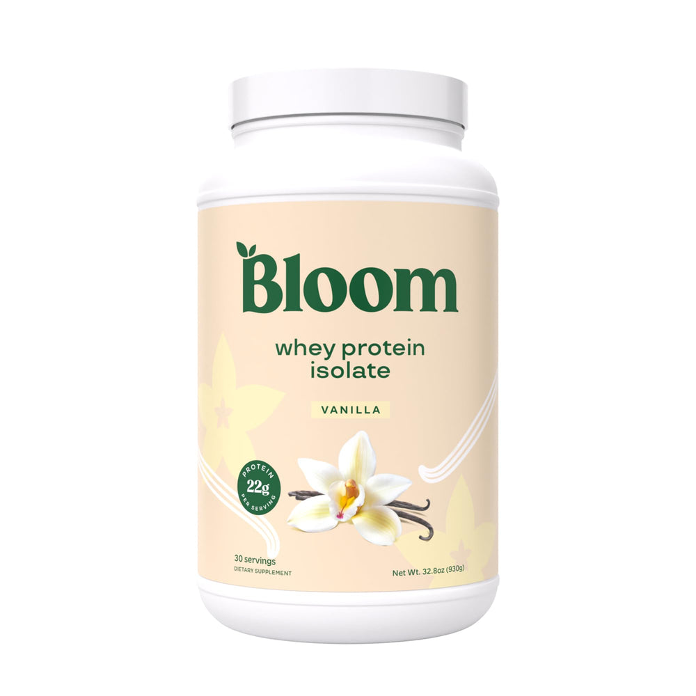 Bloom Nutrition Whey Isolate Vanilla bottle pour for quick post-workout protein delivery.