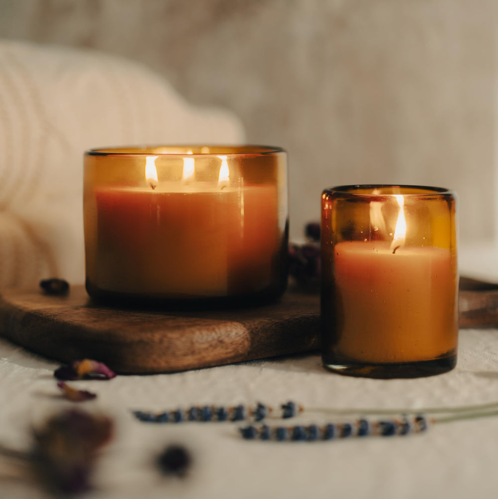 Gift-ready candle by Bluecorn, suitable for housewarmings and thoughtful celebrations.
