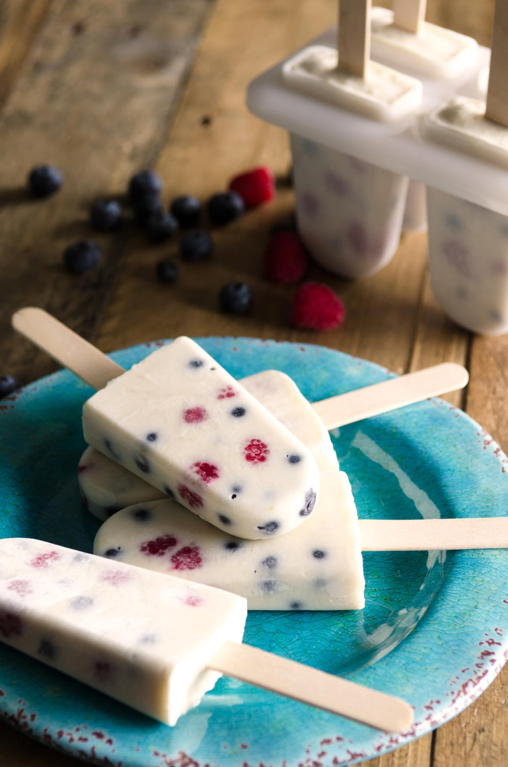 Bob's Red Mill Whey Protein Concentrate keto-friendly option.