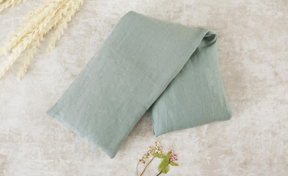 Bucky buckwheat seed filling detail, fragrance-free and hypoallergenic core.