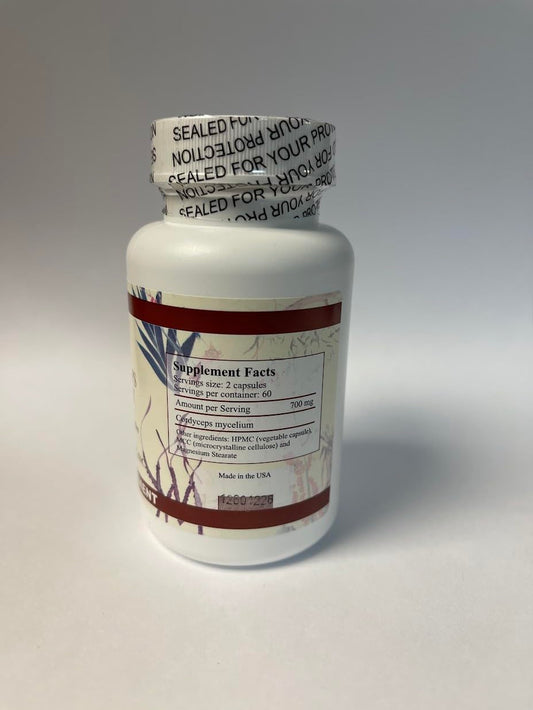 Chi's Enterprise Cordyceps Extract label close-up showing premium formula and purity