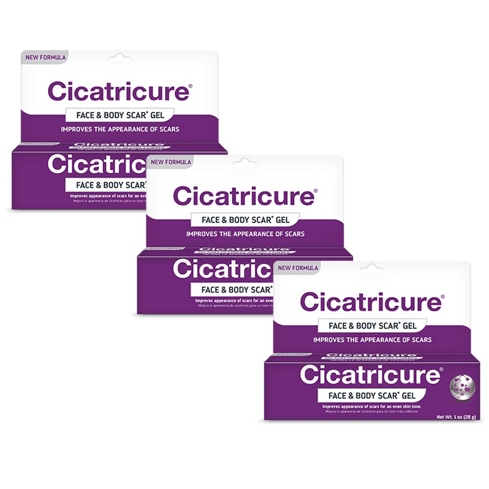 Cicatricure scar gel on skin showing hydration and texture improvement