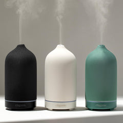 Cliganic diffuser 100ml capacity close-up highlighting compact size for small spaces.
