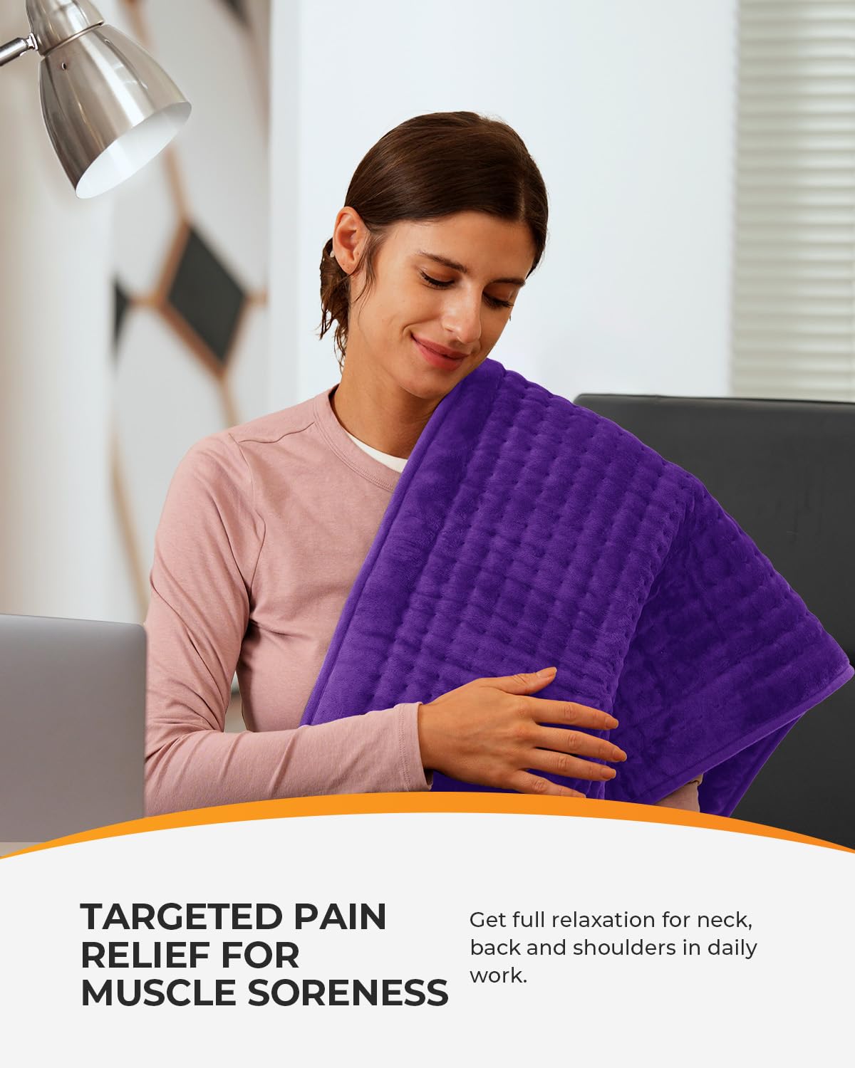 CooCoCo machine-washable heating pad for easy cleaning after use.