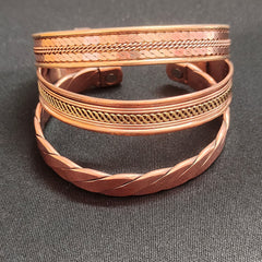 Coppervast velvet gift bag included with the set.