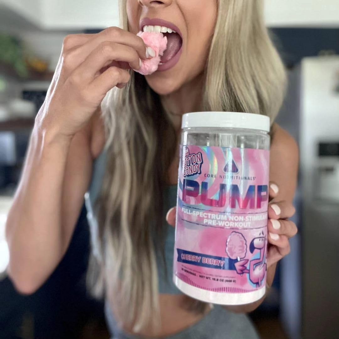 Core Nutritionals Pump scoop with powder ready for quick non-stimulant pre-workouts.