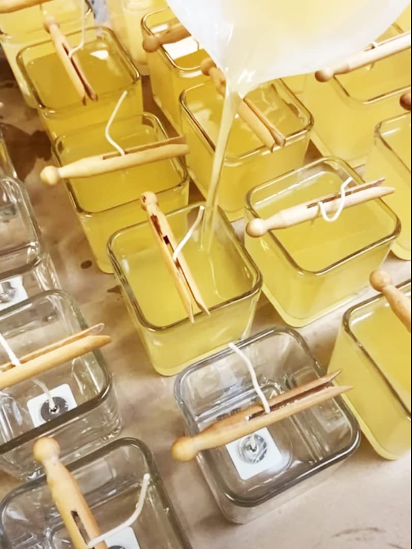Cruelty-free and phthalate-free packaging of Creative Energy Candles lotion candle