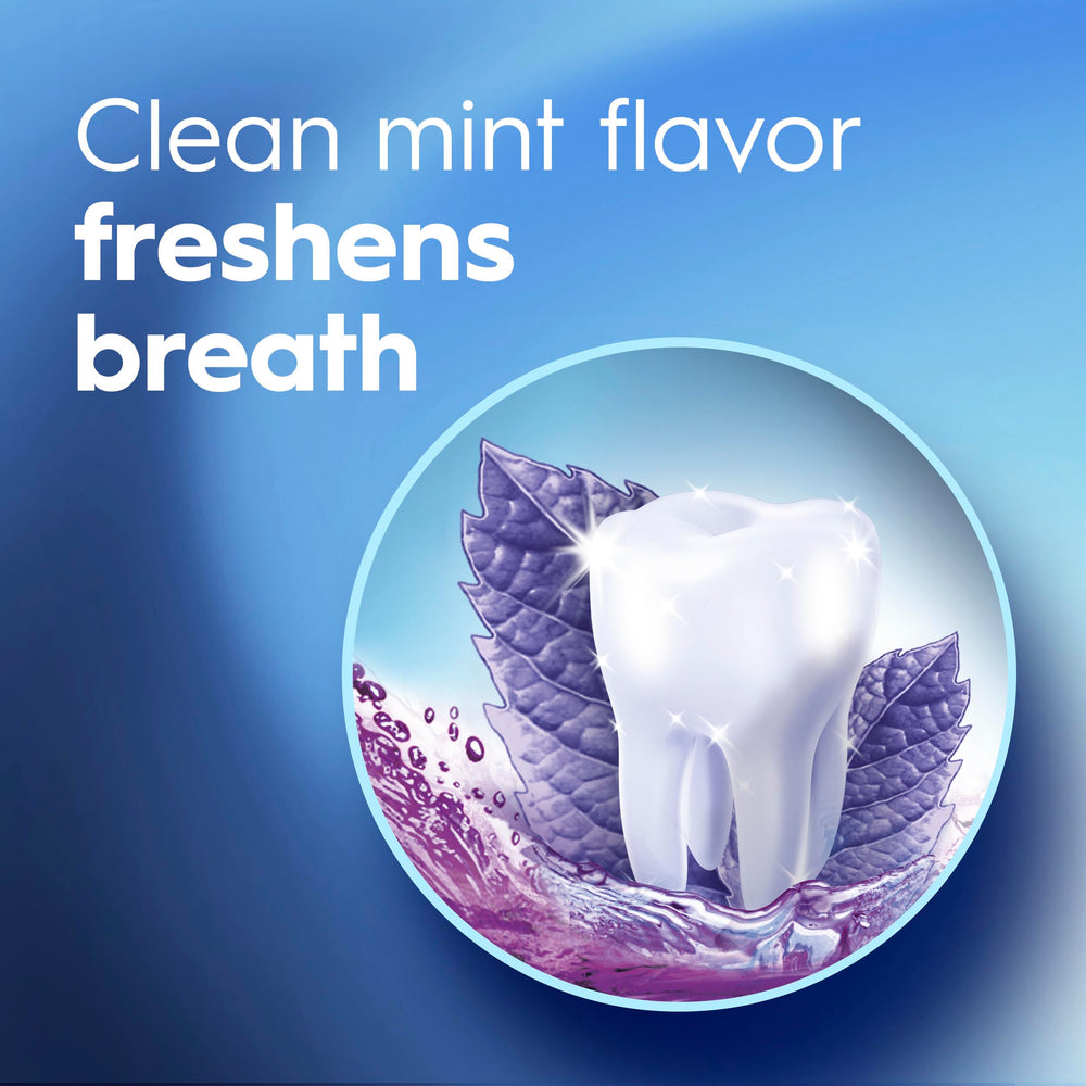 Crest 3D White Brilliance mint-foam close-up indicating refreshing taste.
