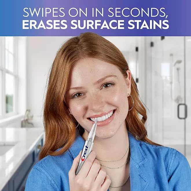 Crest 3DWhite packaged front shows three-pack convenience for on-the-go whitening.