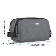 Ergonomic handle design makes carrying CURMIO bag comfortable while traveling.