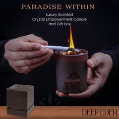 Deep Eden wood wick close-up highlights artisan craftsmanship.