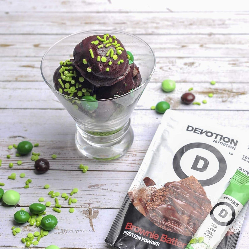 Devotion Nutrition Brownie Batter pack suitable for gym or office fueling.