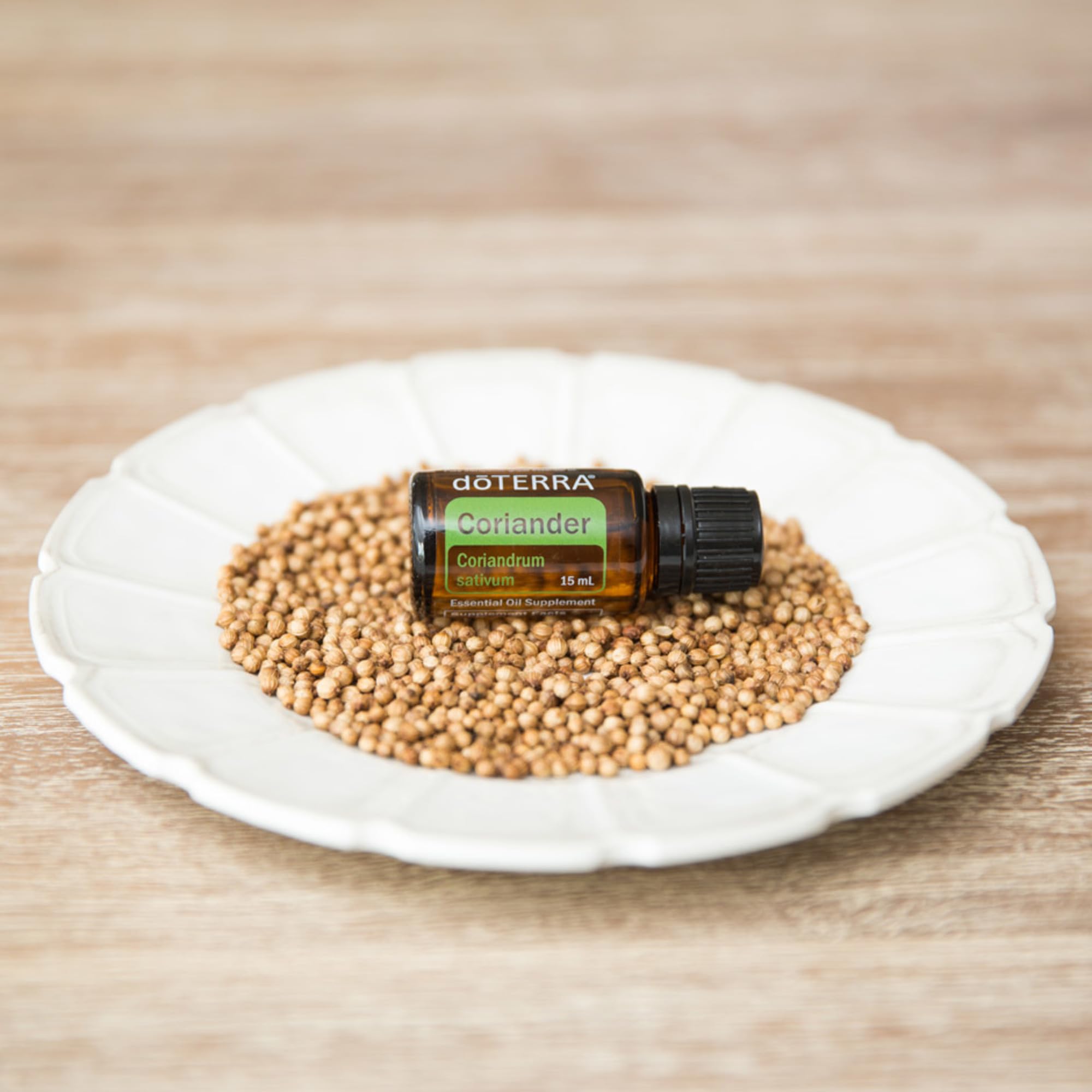 doTERRA Coriander essential oil diffuser use image suggests relaxing, refreshing ambience
