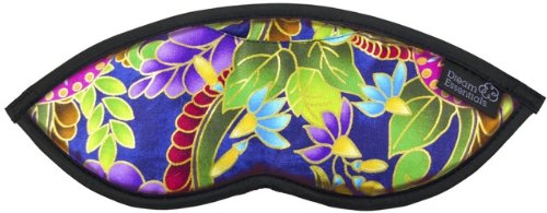Dream Essentials Dream Essence lavender sachet in mask pocket promotes relaxed, restorative sleep.