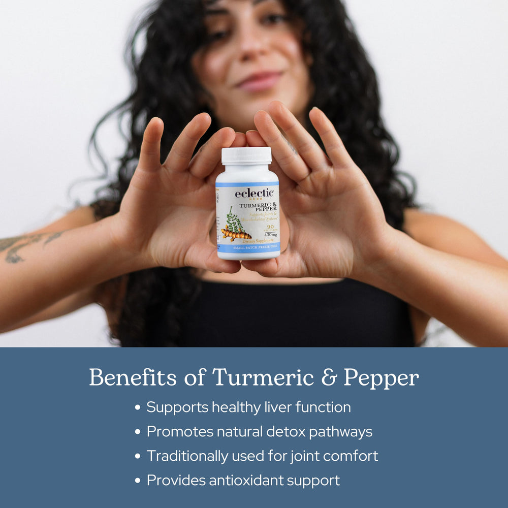 Eclectic Institute freeze-dried turmeric and pepper close-up preserves nutrients.