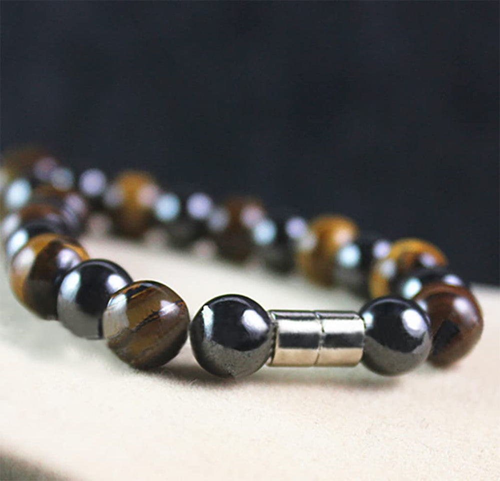 Ecooon hematite detail—polished finish and refined craftsmanship