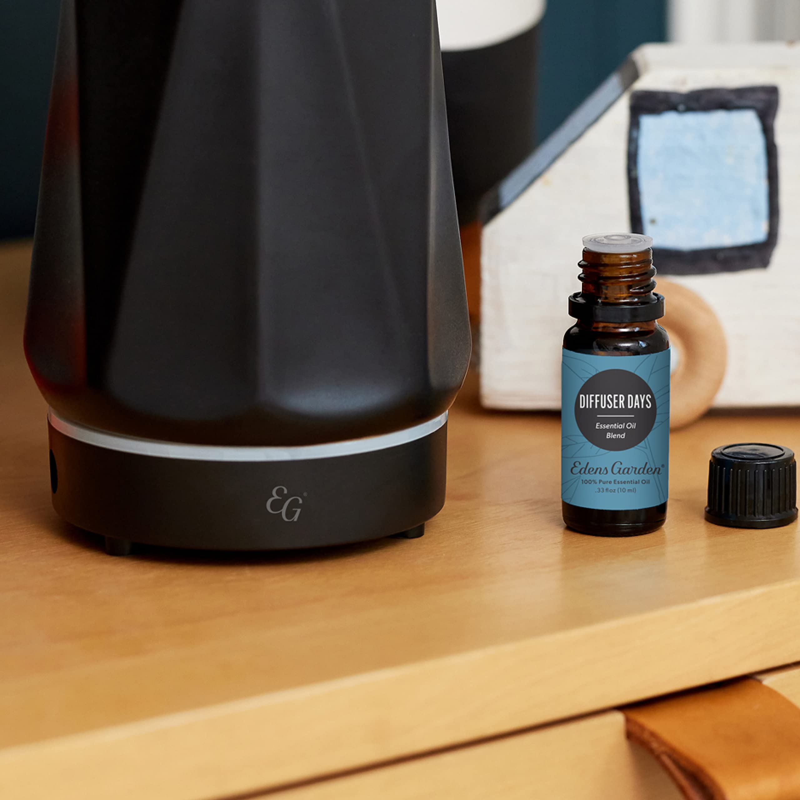 Diffuser Days label highlighting premium grade and undiluted formula