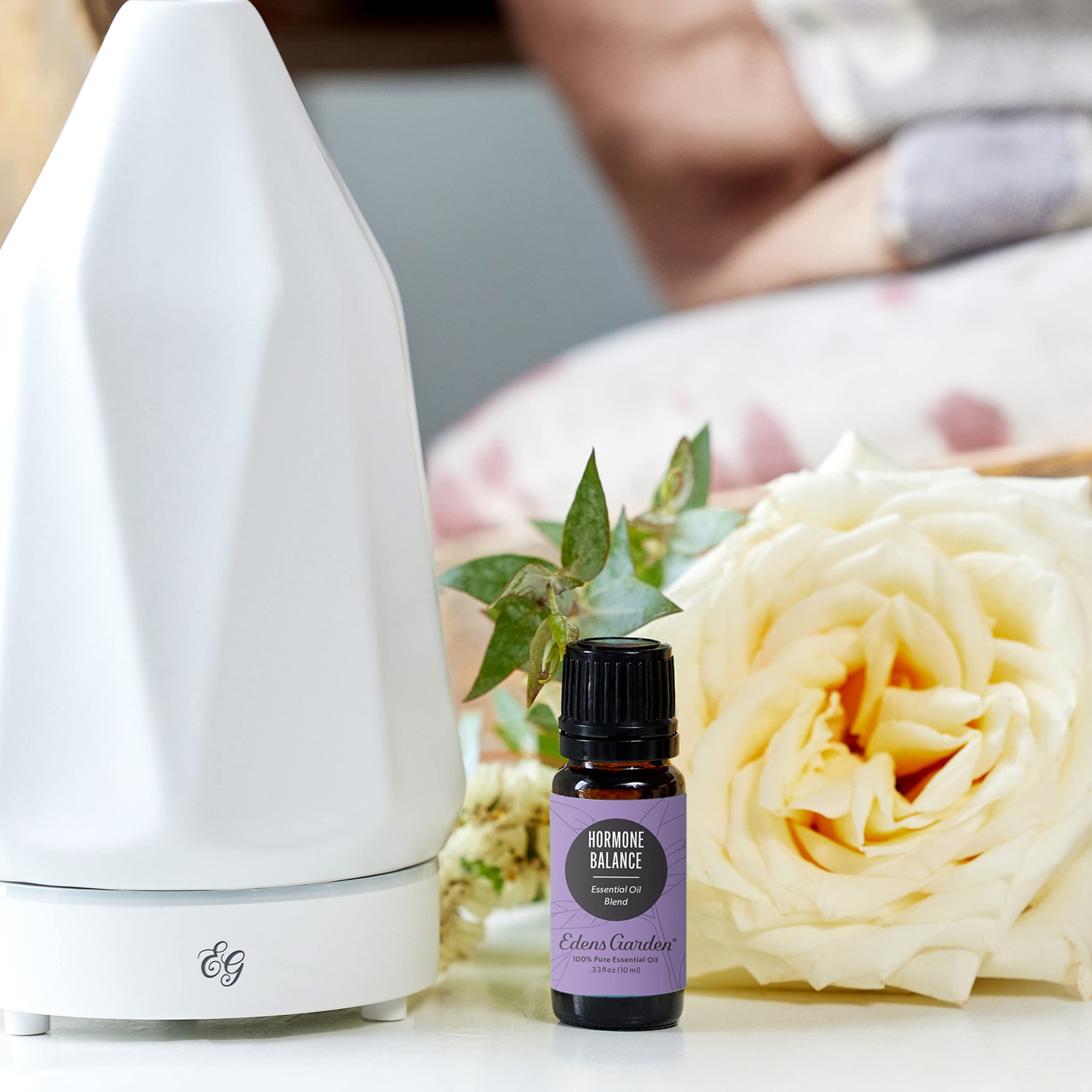 Edens Garden Hormone Balance in diffuser—serene atmosphere for evening wind-down.