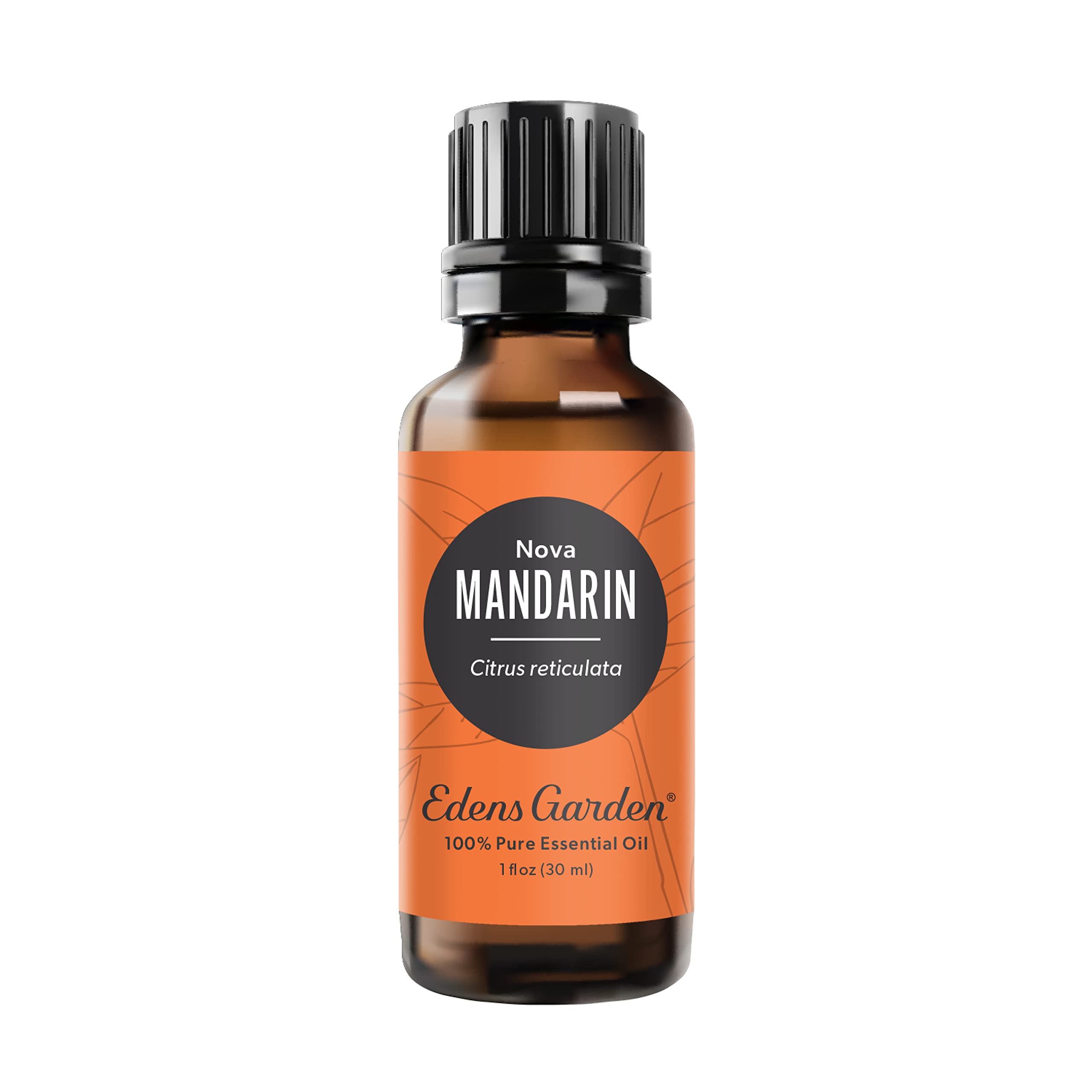 Edens Garden Mandarin Nova bottle pour demonstrates a crisp citrus aroma for diffuser blends.