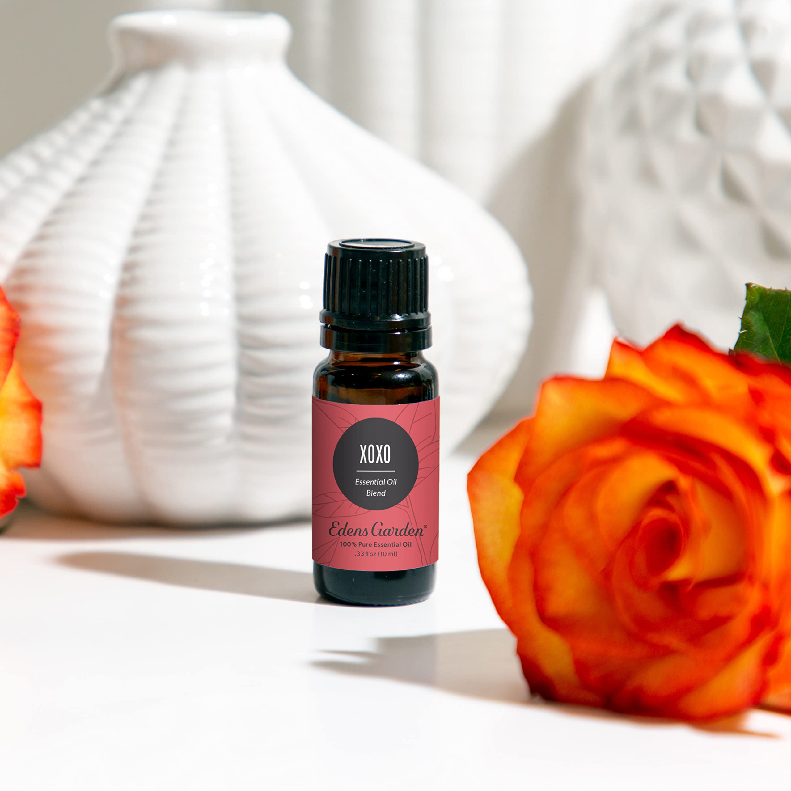 XOXO diffuser-dispersal showing aromatic blend ideal for daily relaxation