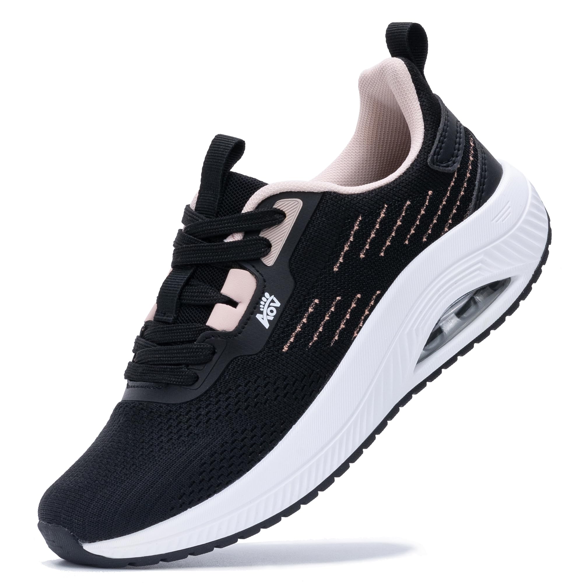 Ephiza non-slip-outsole demonstrates secure grip on various surfaces.