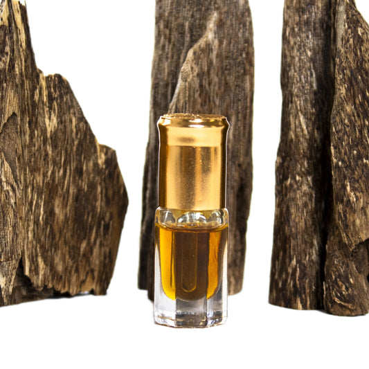 Ercao Authentic Pure Oud Oil bottle, ready for blending and diffusion.
