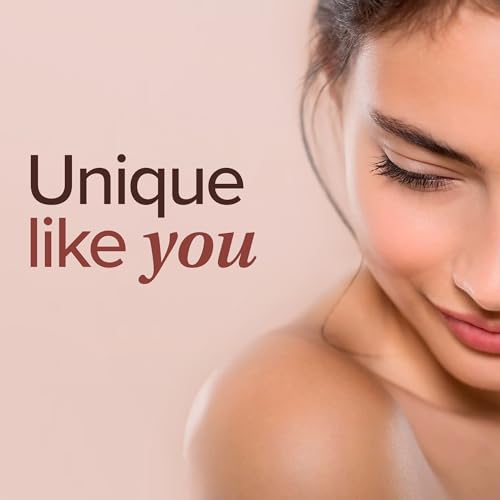 Collagen Skin Cranberry dissolving in water for a quick, refreshing drink