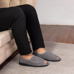EUROPEAN SOFTEST memory foam cushioning adapts to your foot for comfort.