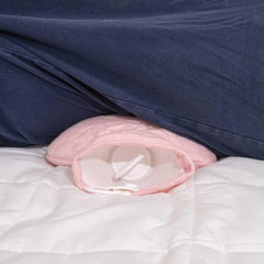 Screw cap prevents leaks while warming or cooling as needed.